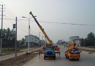 مزايا واضحة لمصباح الشارع الشمسي 淄博风向标信息科技有限公司 -2 组-张玲玲